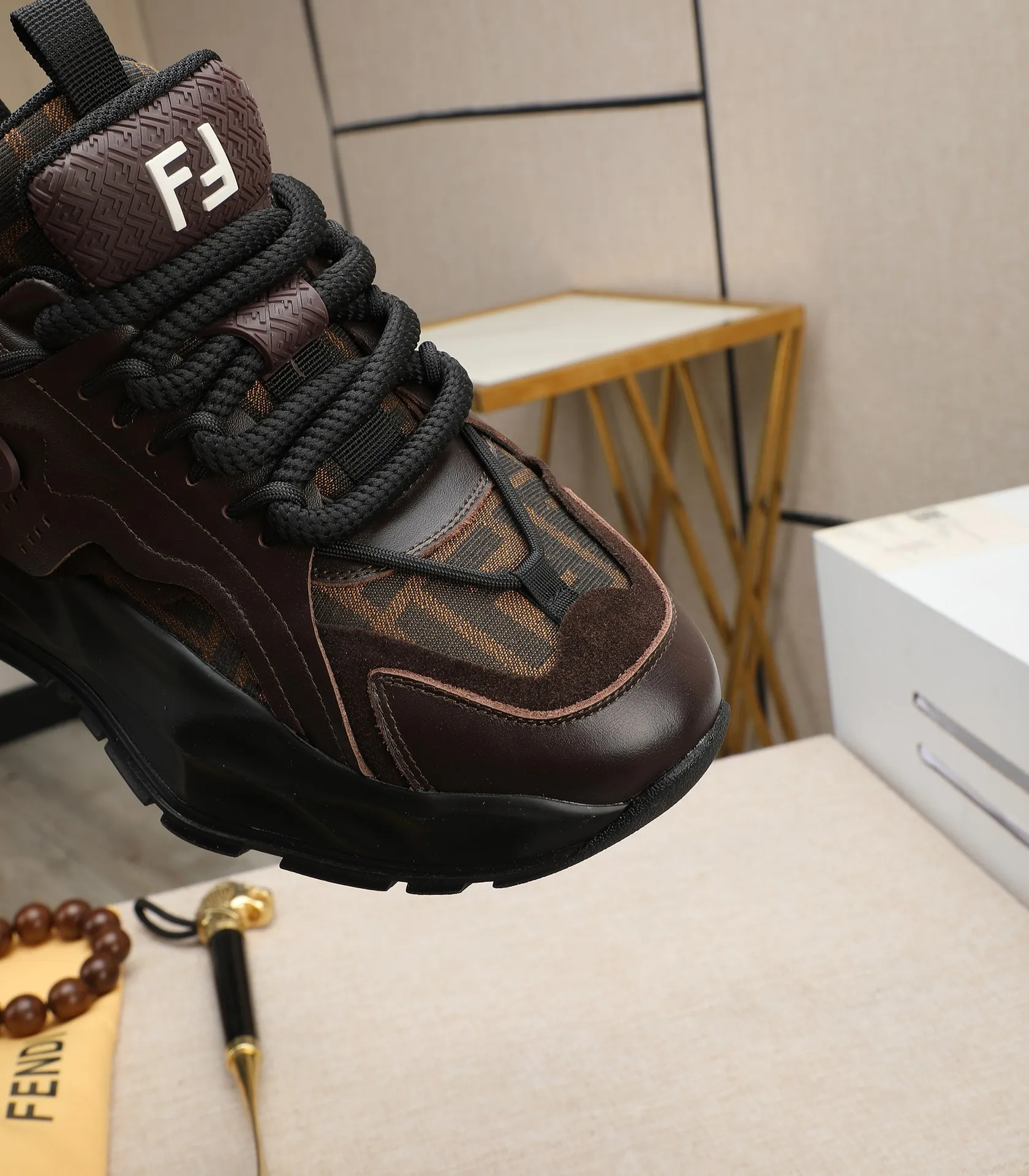 Men's clothing and shoes 💰580 🕷🕷【FENDI】FENDI fashionable casual men's shoes🇨🇳Original official website 1:1 model opening, new models are available first💯Not high-profile but avant-garde, simple, low-key and fashionable, super versatile style🌿Made of original cowhide➕Pigskin lining🎋The version is comfortable on the feet, so rigorous for any small place, first-class workmanship🍍38-44 Large quantities in stock